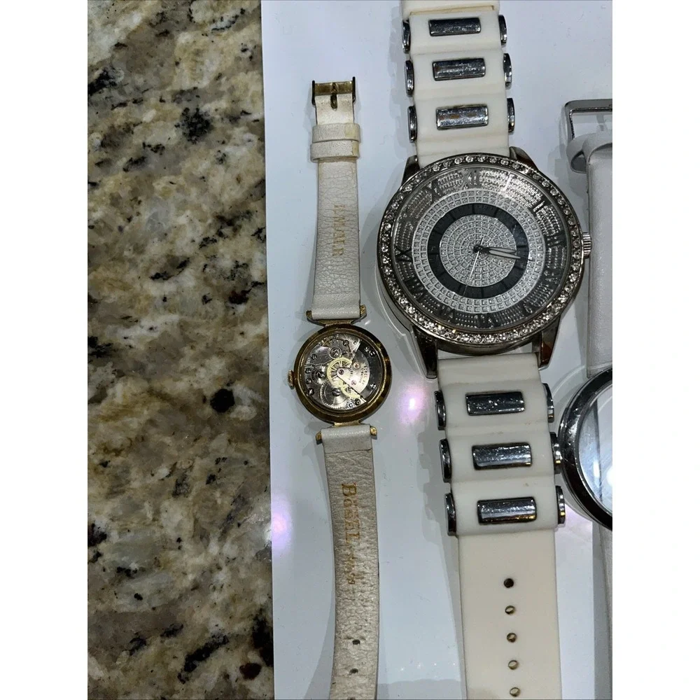 Watches Lot of 10 Women's‎ used Need Batteries